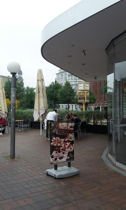 Cafe Minah