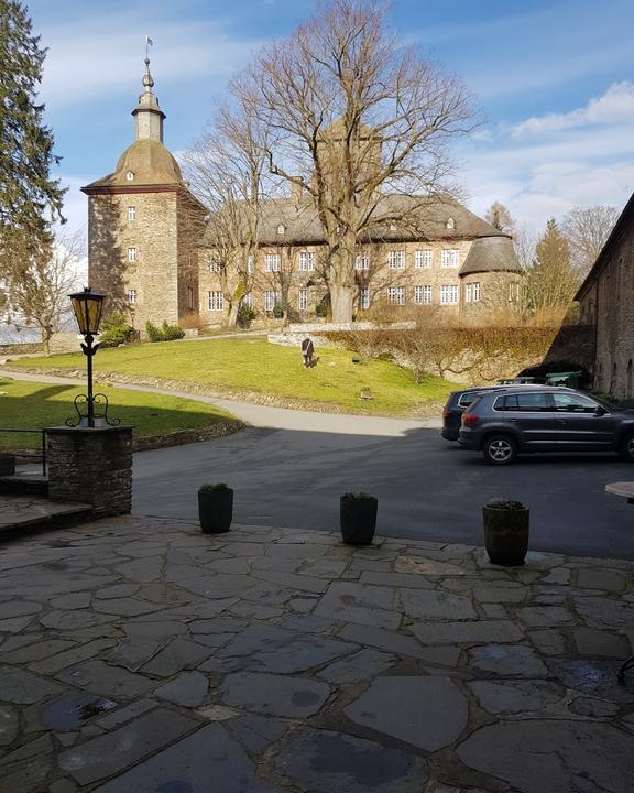 Hotel Burg Schnellenberg