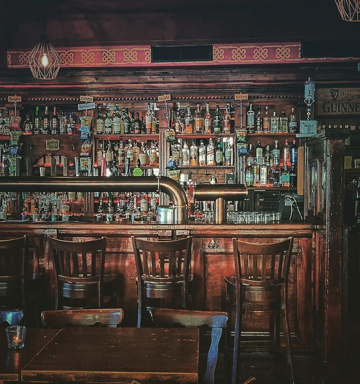O'Kellys Irish Pub