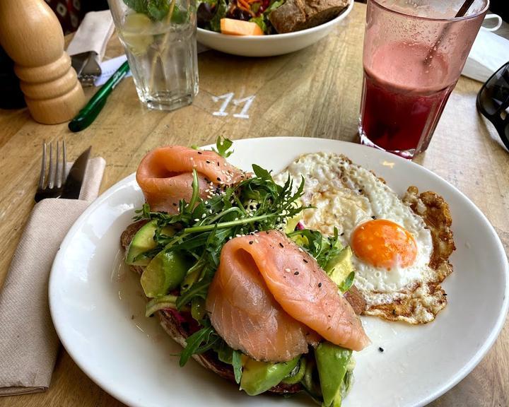 Cafe Konigin43