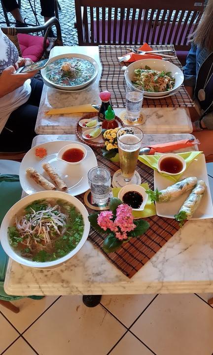 Pho 12