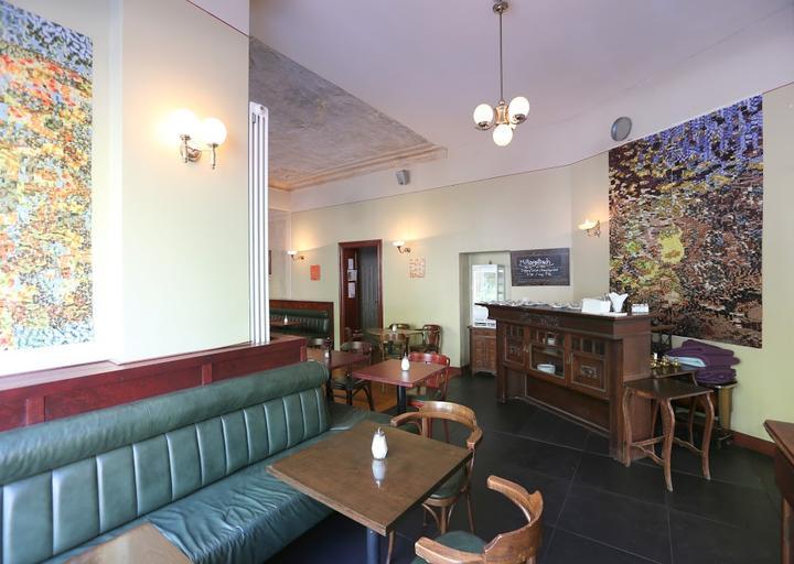 Goldberg Cafe Bar