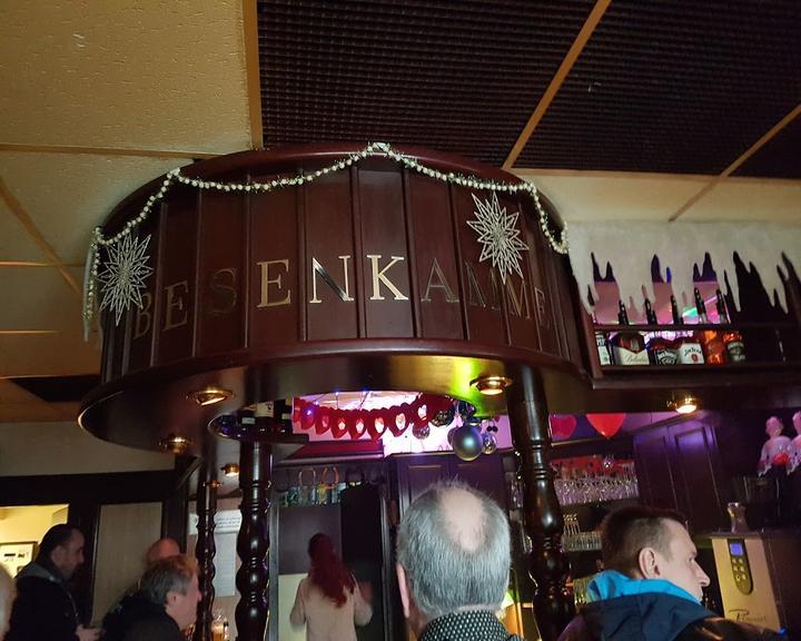 Besenkammer Bar