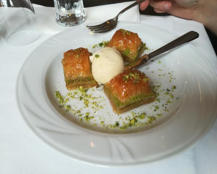 Kale Restaurant