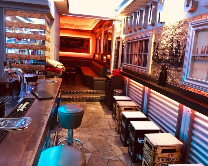 Molotow Cocktail Bar
