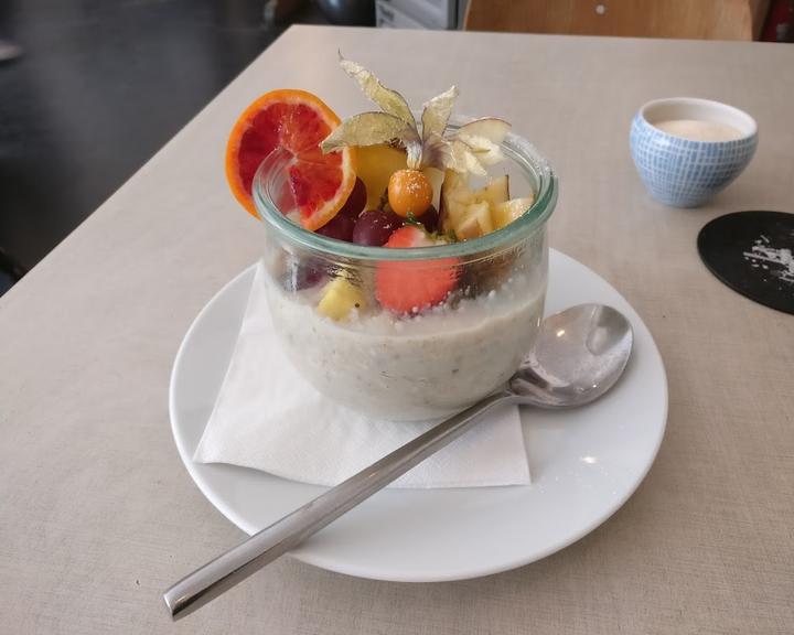 Vilja Cafe Deli