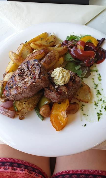 Cayenne Das Steakhouse