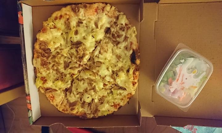 Hit Pizza