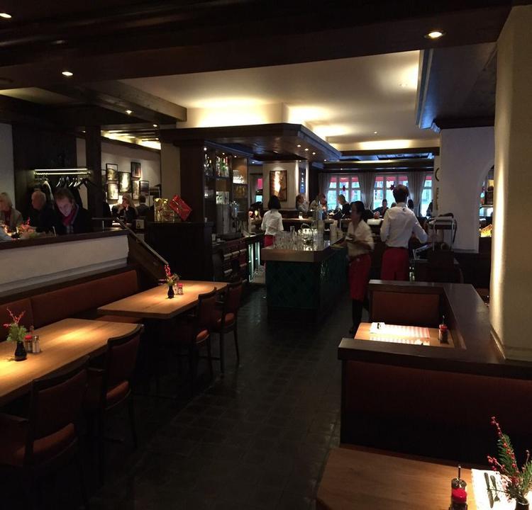 BLOCK HOUSE Poseldorf