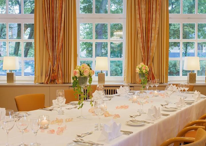Alsterkrug Restaurant