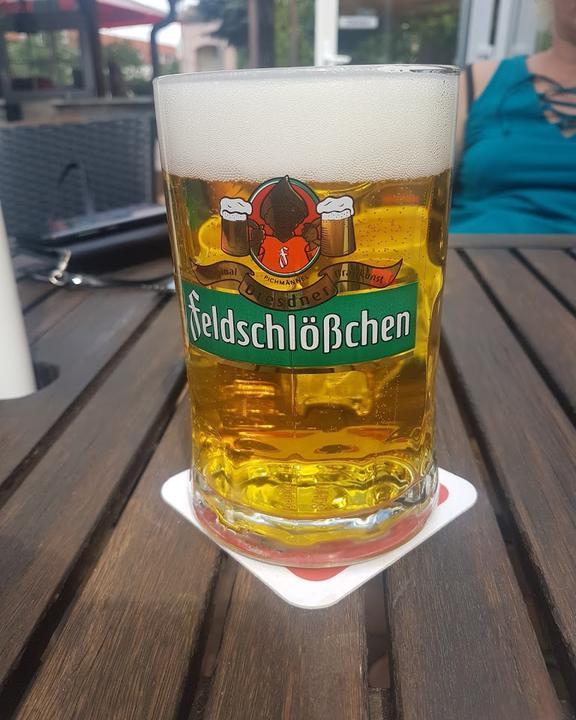Cafe Und Restaurant Tomic