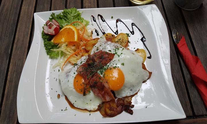 Cafe Und Restaurant Tomic