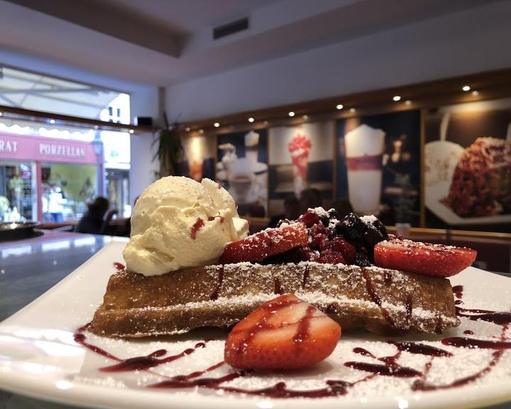 Eiscafe Dolomiti