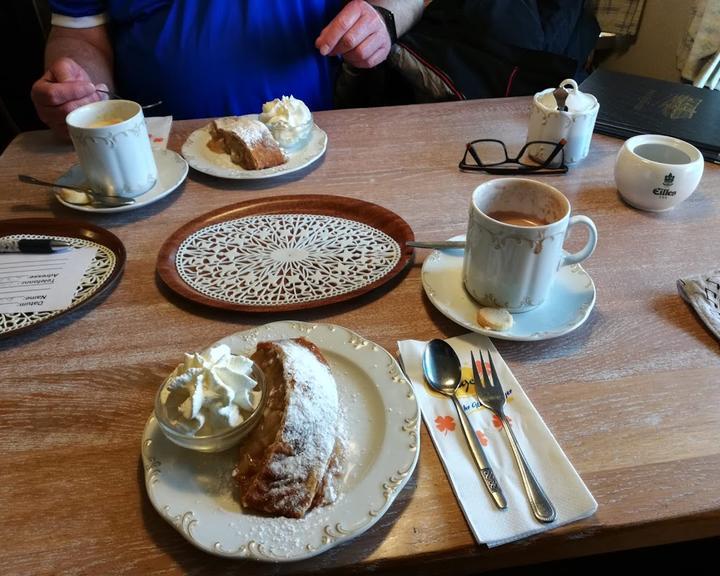Oma's Kaffeestuuv