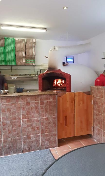 Pizza Pazza