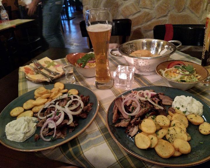 Taverna to Koutouki