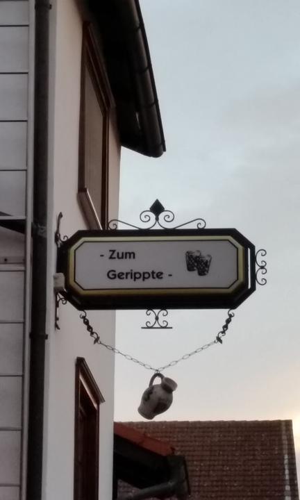 Zum Gerippte
