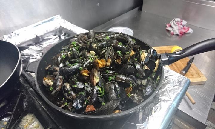 Bistro La Luna