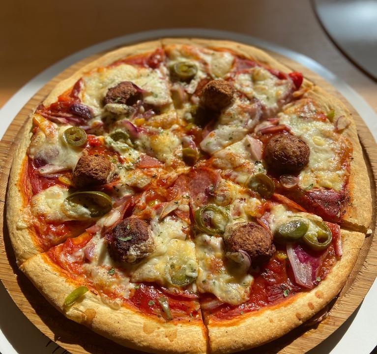 Luis Pizza Express