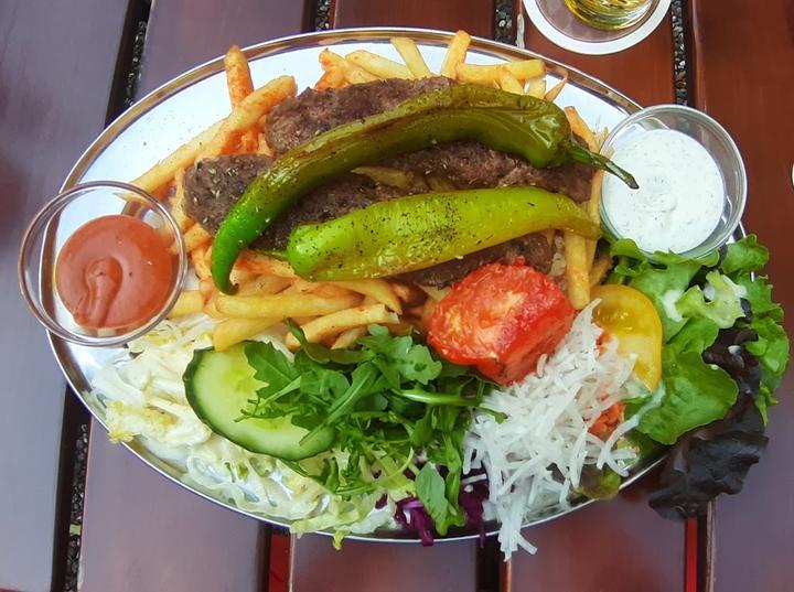 Lions Cafe Bistro