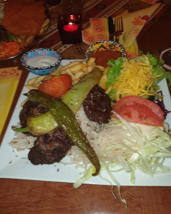 Lions Cafe Bistro