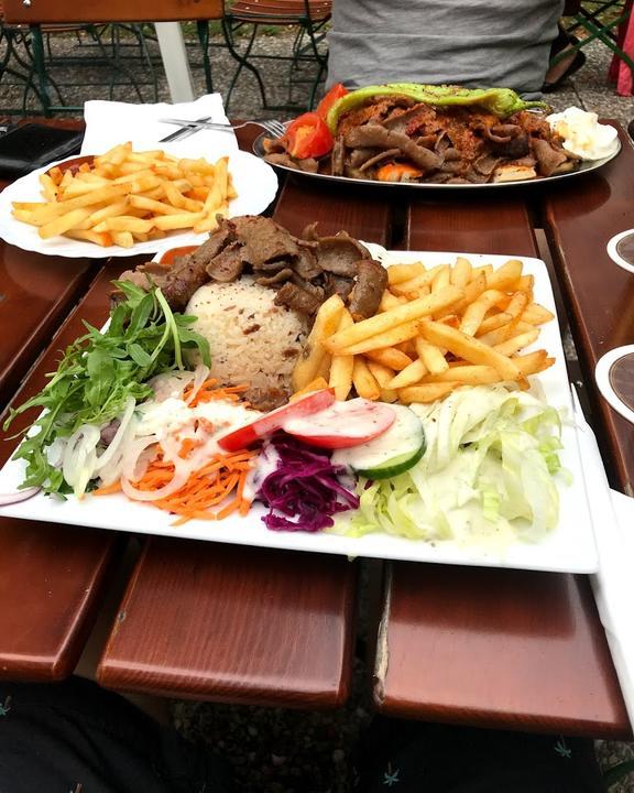 Lions Cafe Bistro