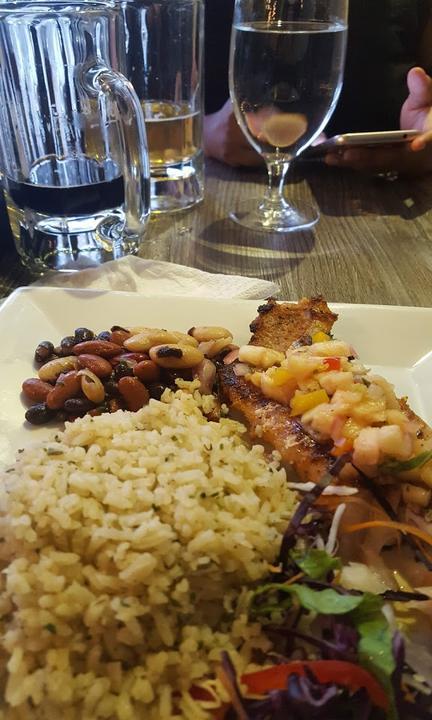 Bistro-Bar-Cafe