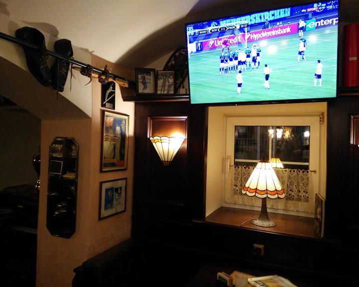 Moment's Der  Sport Pub