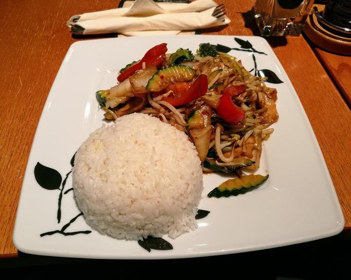 Mai Ly Sushi + Wok-Restaurant