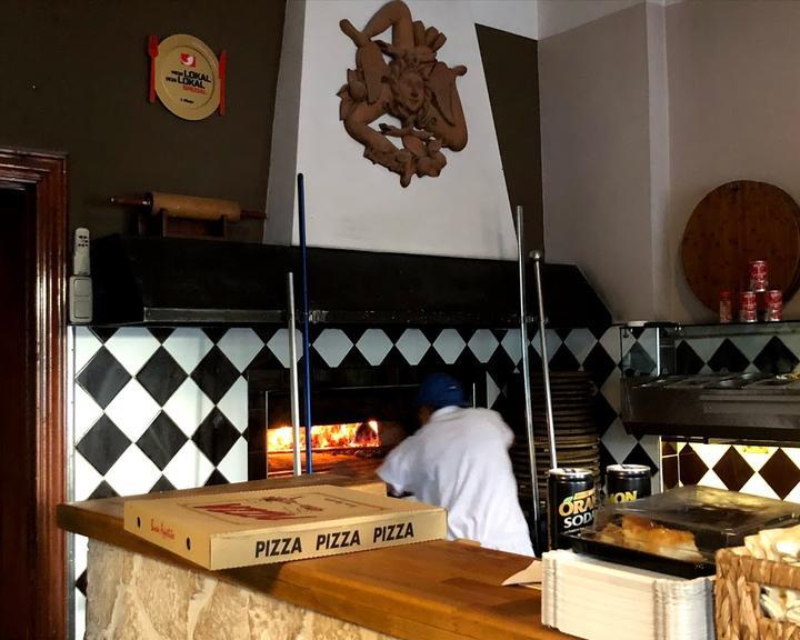 Pizzeria Solo Pizza