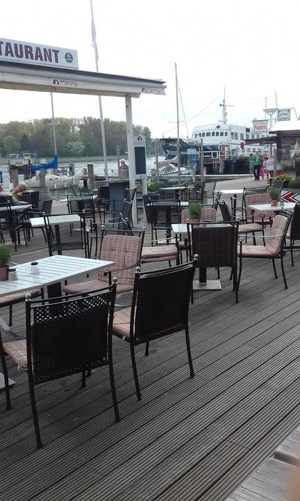 Marina Restaurant Cafe Bar
