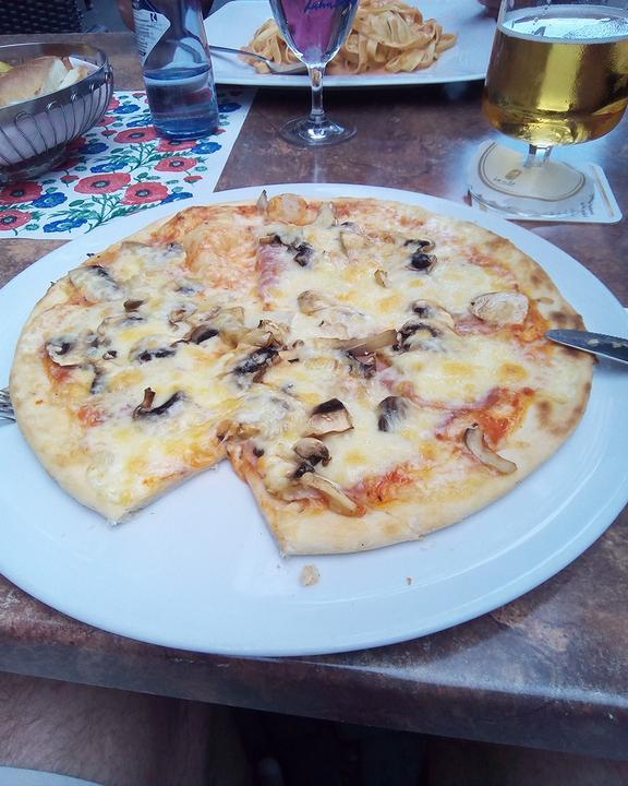 Pizzeria La Rustica