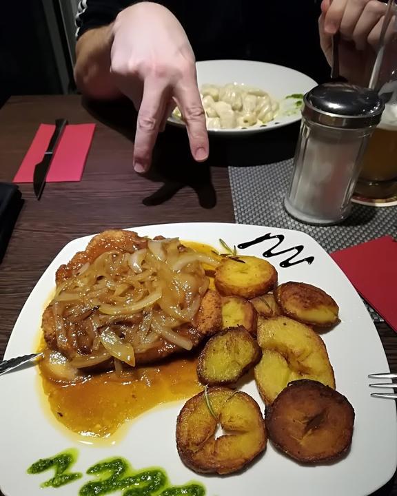 Piazza Cafe-Bistro