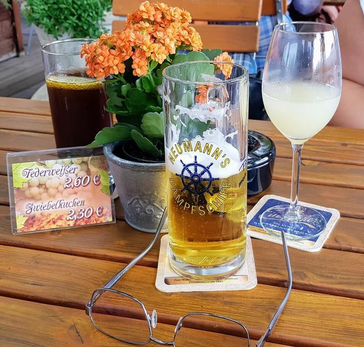 Neumanns Dampfschiff Gaststatte