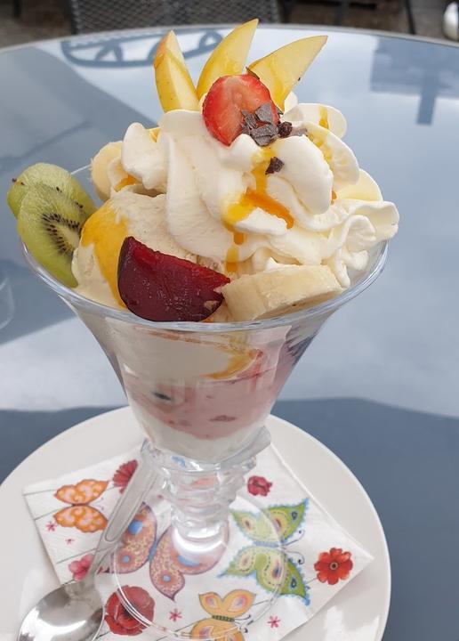 Cafe Isis