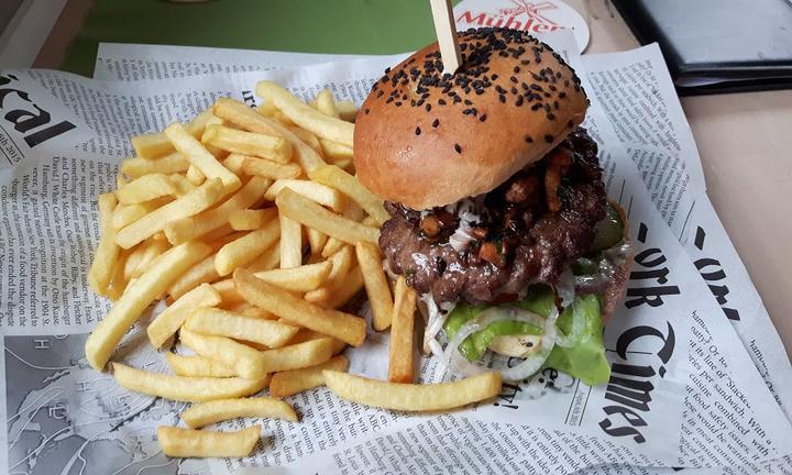 Biergarten-Restaurant-Goebels