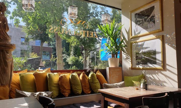 Cafe Zeitgenuss