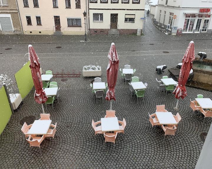 Eiscafe Cuore Di Panna