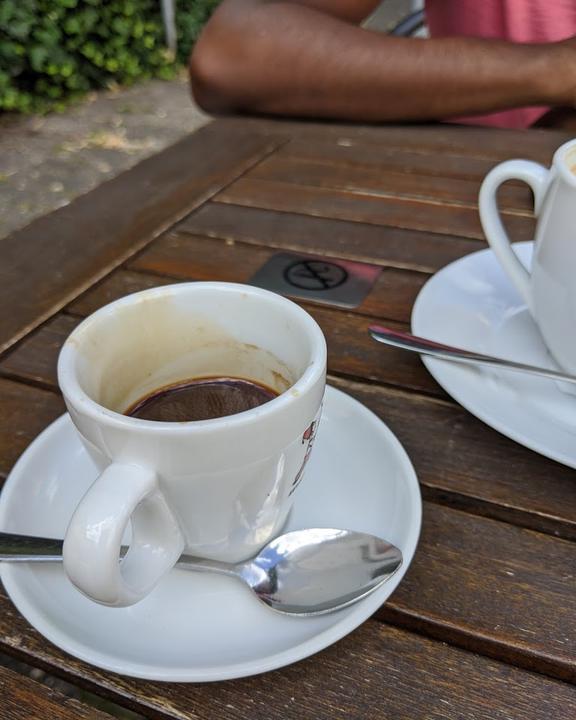Le Cafe