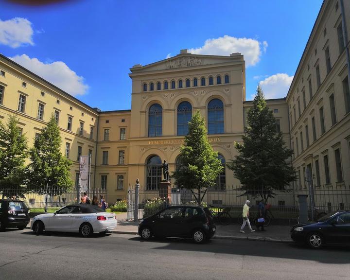 Cafe Frau Schneider
