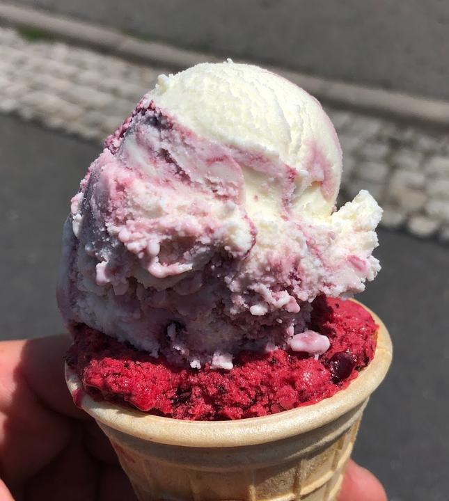 Eiscafe Schneemilch