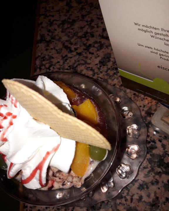 Eiscafe Schneemilch