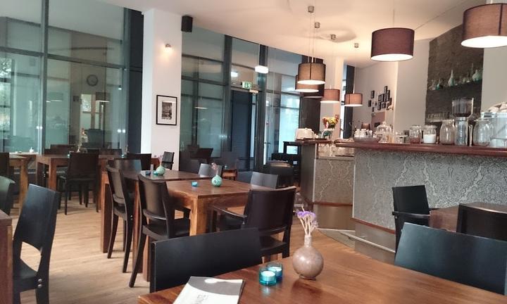 Cafe Mautz
