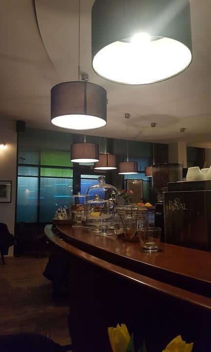 Cafe Mautz
