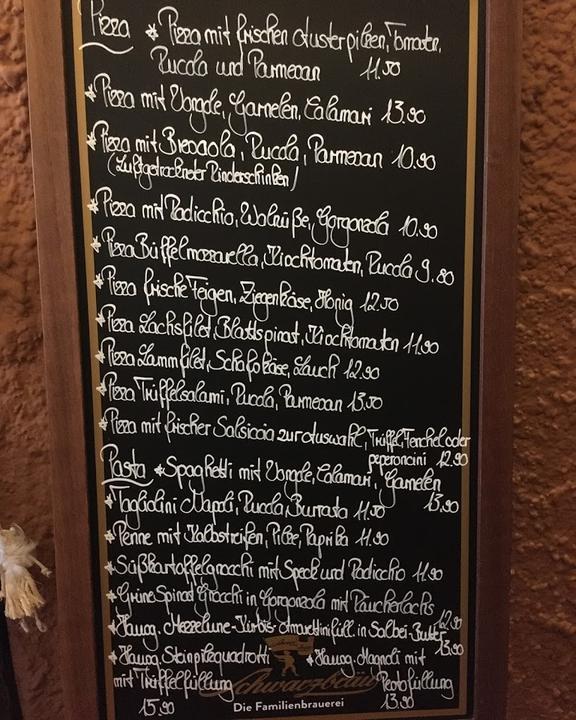 Giovannis Trattoria