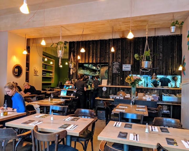Djimalaya - Hummus & Grill