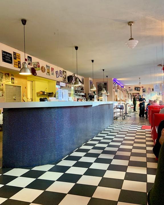 Big's Diner