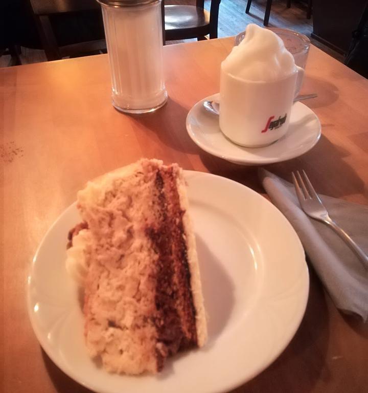 cafe tratsch