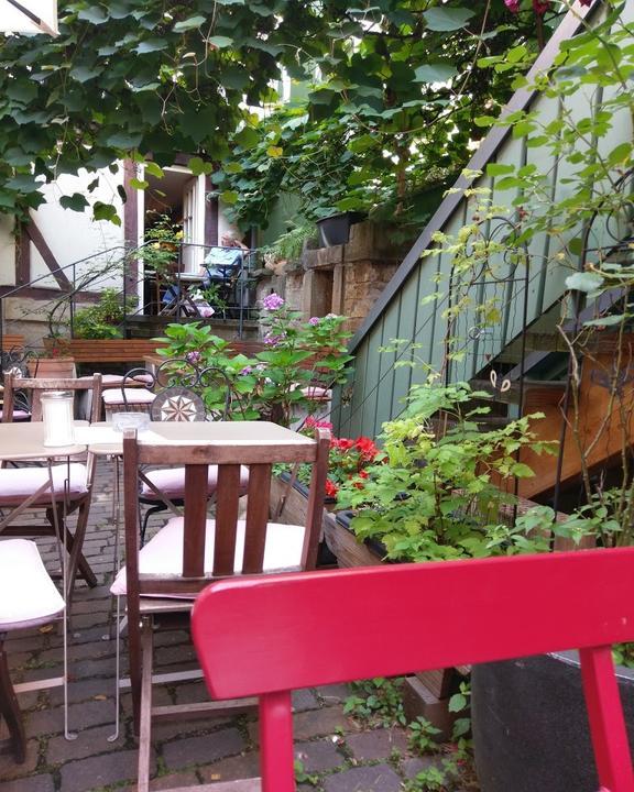 cafe tratsch