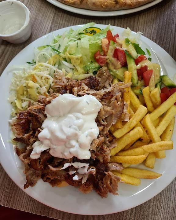 Urfa Kebap Haus Frankfurt mit Kohlegrill